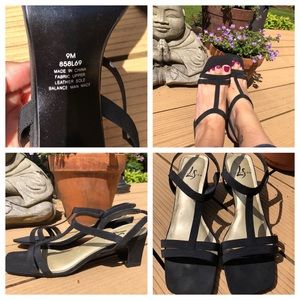 EUC strappy Black formal